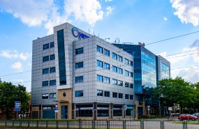 Centrum Biurowe Vigo Gdańsk Szymanowskiego 12/16 to obiekt biurowy. Konstrukcja Centrum Biurowego zakończyła się w 2001. Standardowa konstrukcja monolityczna, żelbetowa, posadowiona na stopach i ławach fundamentowych.